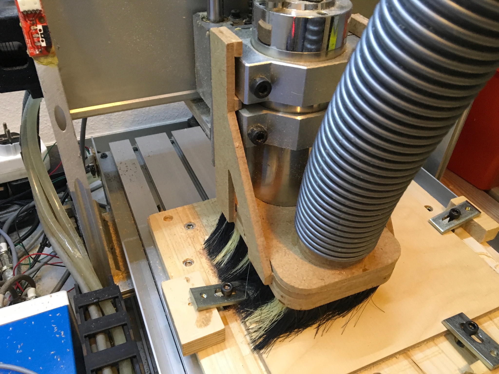 /post/20160805-cnc-staubsauger-die-zweite/img_0429.jpg