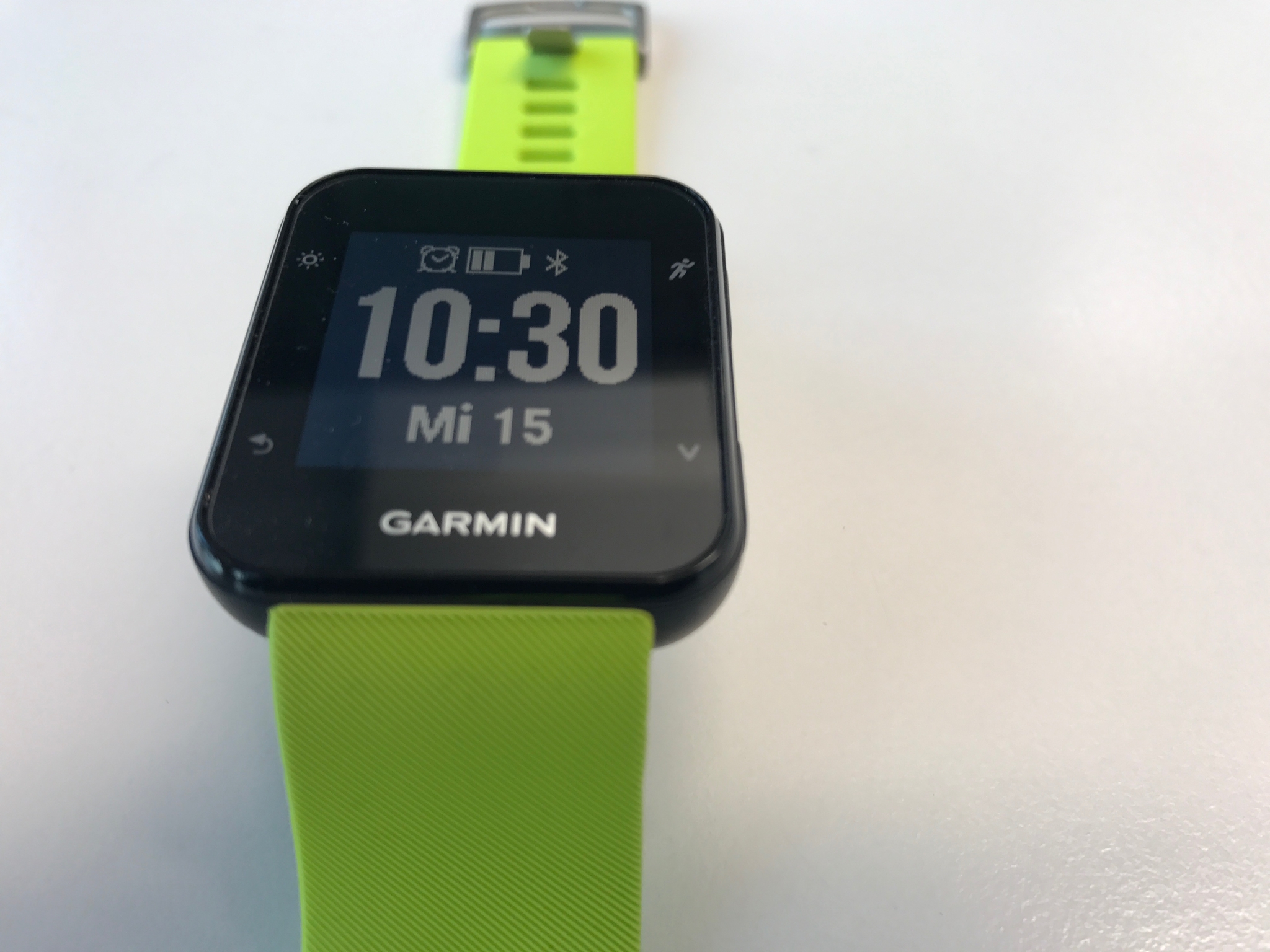 /post/20170216-garmin-forerunner-35-vs-apple-watch-classic/garmin-1.jpg